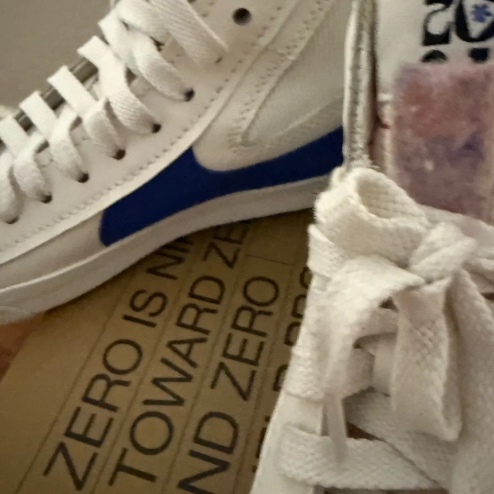 Nike Blazer Mid 77 Jumbo Mens 11 Phantom Royal Blue Sneakers DR9868-200 With Box - Picture 5 of 11